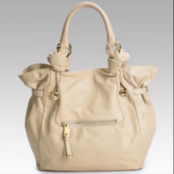 Marc Jacobs Handbags - Marc Jacobs Mercer “Peet” Handbag